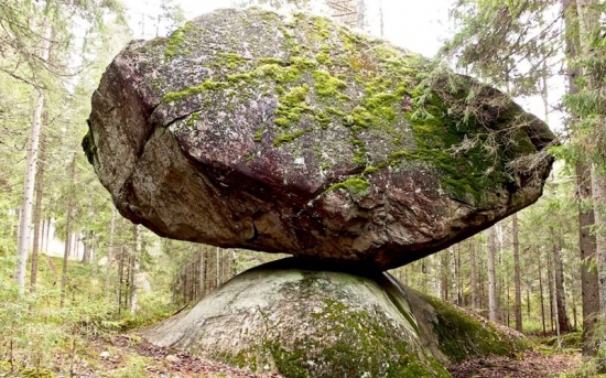 Камень Куммакиви