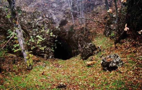 Пещера Сюндюрлю-Коба в Крыму