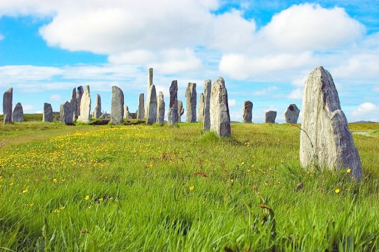 Валунный храм Велеса у Оредежа